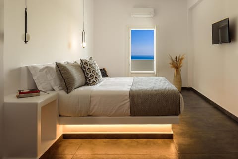 Lotus Suites Apartment in Thera