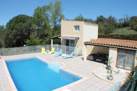 View (from property/room), Pool view