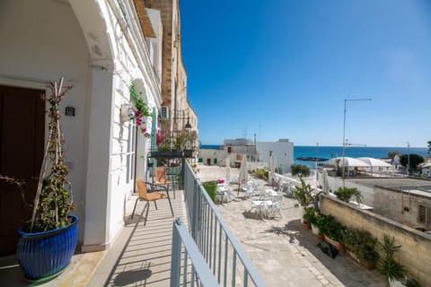 Property building, Day, Natural landscape, View (from property/room), Balcony/Terrace, City view, Sea view