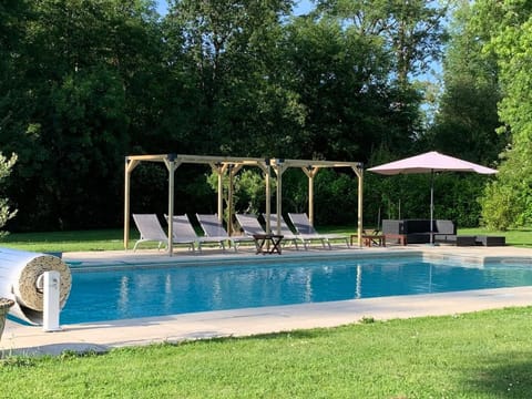 Day, Garden, Swimming pool, sunbed