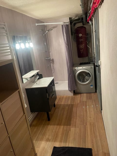 Villa Mandalika Villa in Noisy-le-Grand