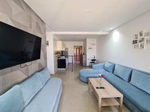 Communal lounge/ TV room, TV and multimedia, Living room