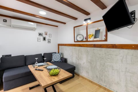 Bobevata guest house - Floor 1 - Stunning view Old town Apartment in Veliko Tarnovo