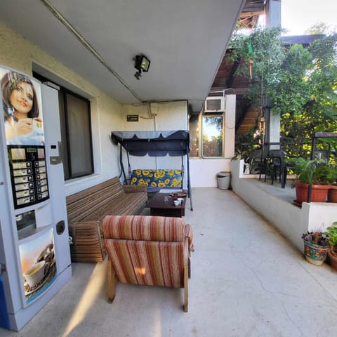 Patio, Day, Seating area