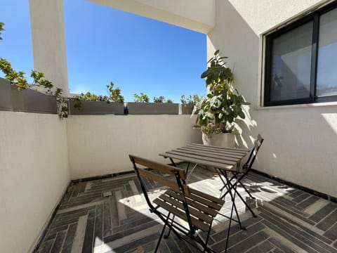 Balcony/Terrace, Balcony/Terrace