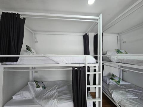 Photo of the whole room, Bedroom, bunk bed