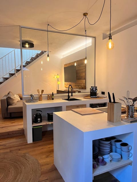 Property building, Kitchen or kitchenette, Living room