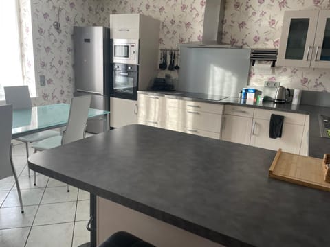 Chez Laurence House in Jura