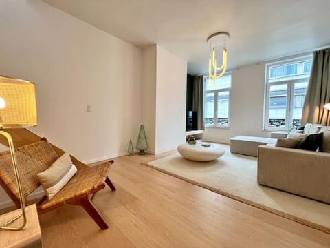 Duplex chic et spacieux - Hypercentre Apartment in Liège