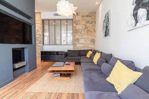 Elegant Belle Époque Apartment in Central Menton House in Menton