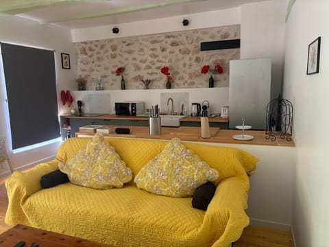 La bastide aux Iris - Les Capucines Apartment in Salernes