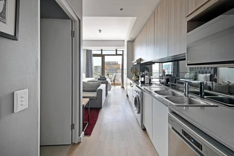 Kitchen or kitchenette, dishwasher
