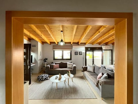 Elia - Seaside Home House in Halkidiki