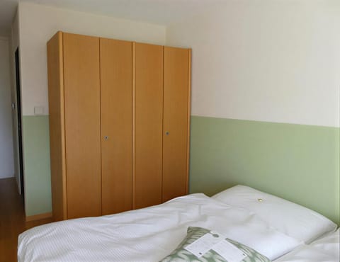 Bed, Photo of the whole room, wardrobe
