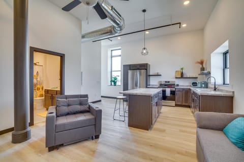 Modern, Open-Concept Apartment Downtown Cashton! Apartment in Wisconsin