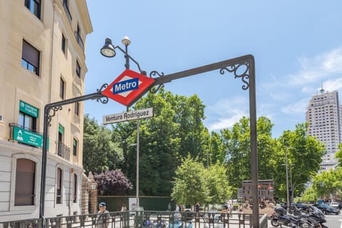 AYZ Princesa-Auto check-in property Hotel in Centro