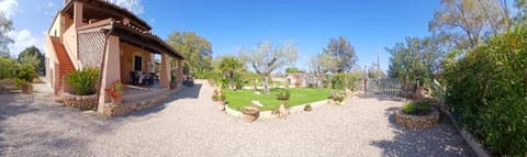 Villa Giacinto A Apartment in Cala Liberotto