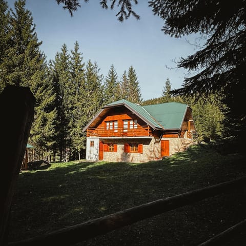 Property building, Facade/entrance, Neighbourhood