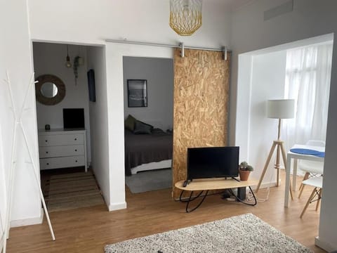 TV and multimedia, Photo of the whole room