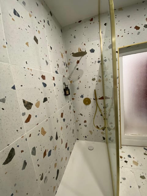 La Halte des Arènes de Nîmes Emeraude, Havre de paix en ville Apartment in Nimes