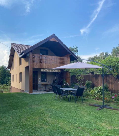 Property building, Garden