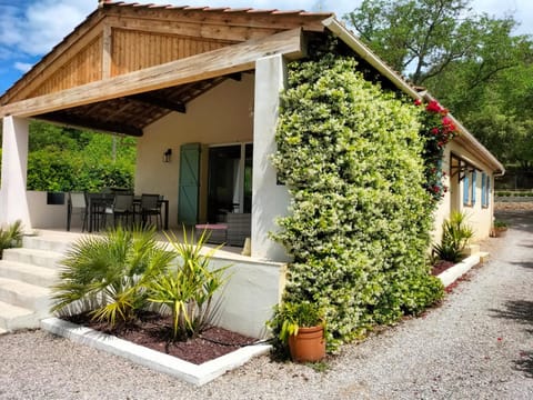 Property building, Patio