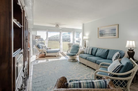 The Pearl of Dauphin Island House in Dauphin Island