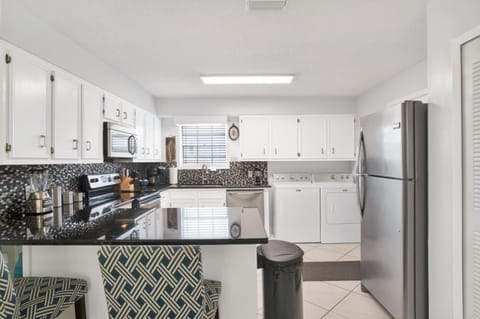 Southern Island Charm House in Dauphin Island