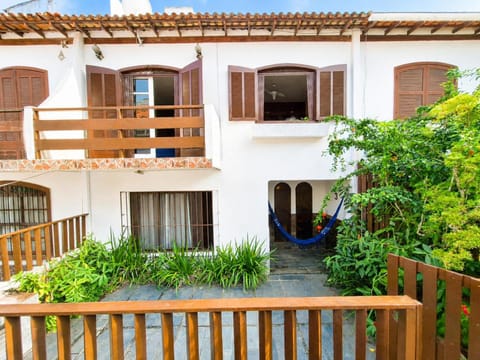 Property building, Garden, Balcony/Terrace, Garden view