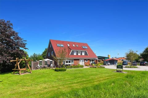 Property building, Garden, Garden view