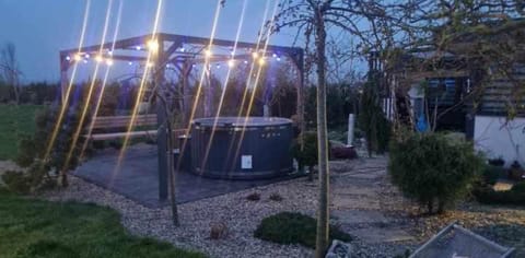 Tęczowy Domek - Balia z hydromasażem Apartment in West Pomeranian Voivodeship, Poland