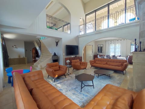 Magnifique Villa proche centre ville d'Uzès Villa in Uzes