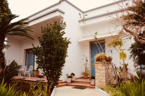 Property building, Garden, Garden view