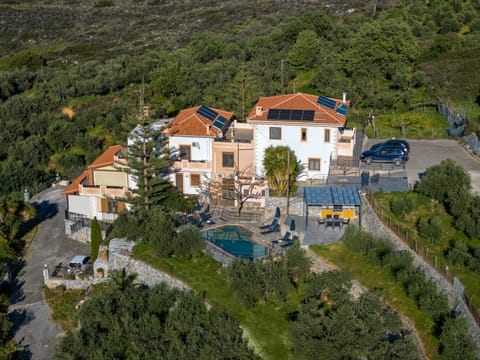 Property building, Day, Natural landscape, Bird's eye view, Pool view, Swimming pool