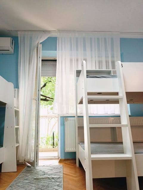 Bed, Balcony/Terrace, Bedroom, bunk bed