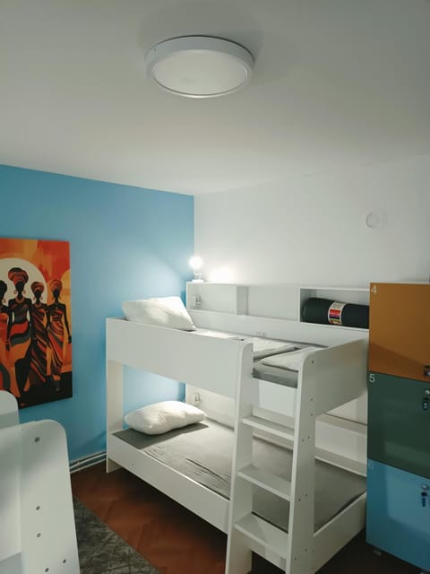 Bed, Bedroom, bunk bed