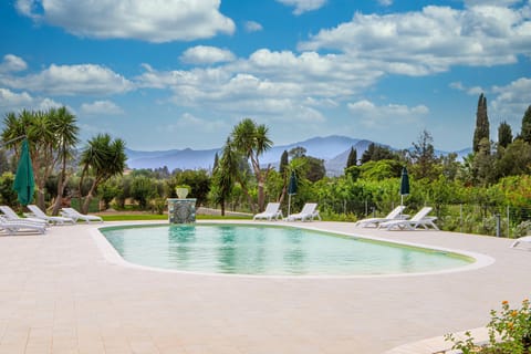 Acquamarina, appartamenti sul mare con piscina Apartment in Sardinia