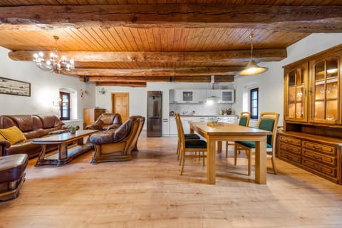 Living room, Seating area, Dining area