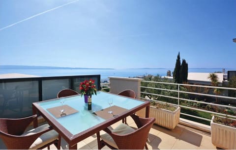 Day, Natural landscape, Bird's eye view, Balcony/Terrace, Seating area, Sea view