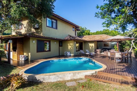 Property building, Patio, Spring, Garden view, Pool view, Swimming pool, sunbed