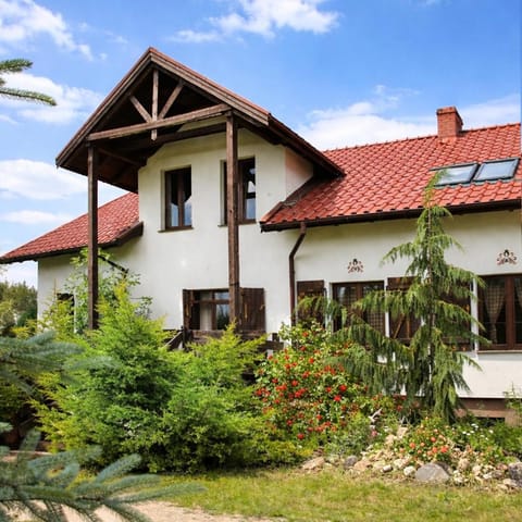 Property building, Summer, Garden