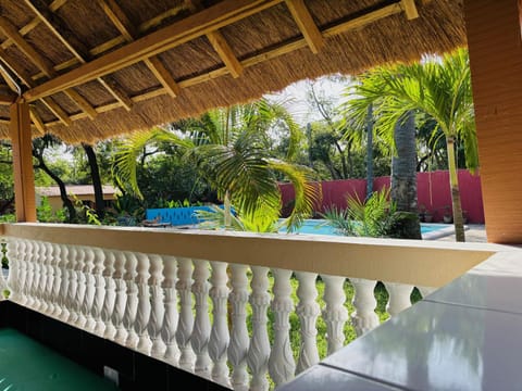 Day, Garden, Pool view