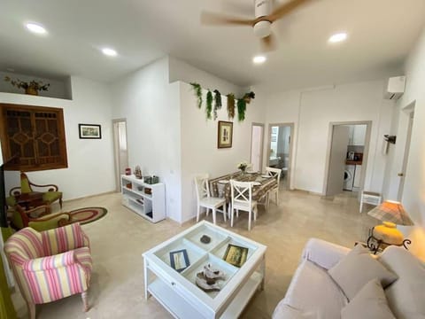 Living room, Dining area, fireplace