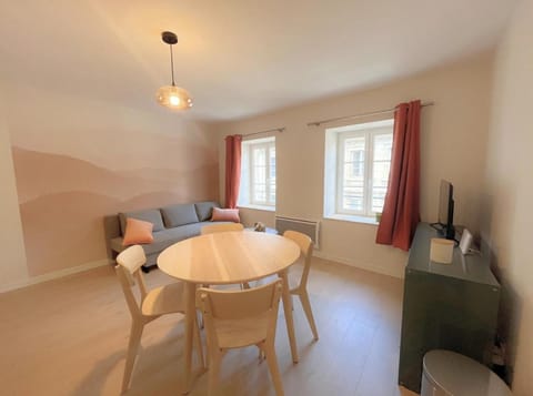 L'épicéa, au coeur du centre historique Apartment in Jura