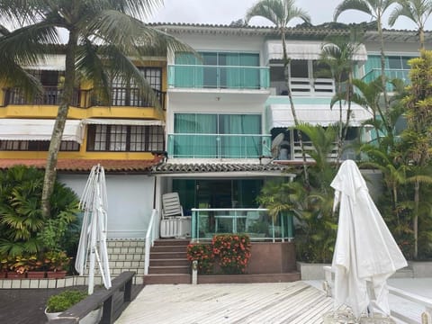 Casa de frente para o mar House in State of Rio de Janeiro
