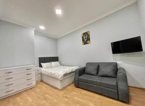 TV and multimedia, Photo of the whole room, Bedroom