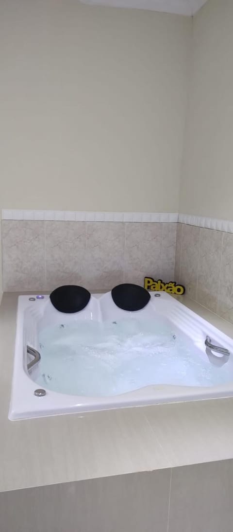 Linda casa com piscina House in Saquarema