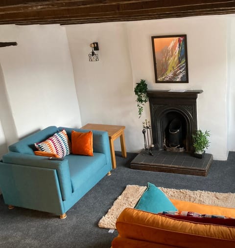 Leven's Rest Apartment in England