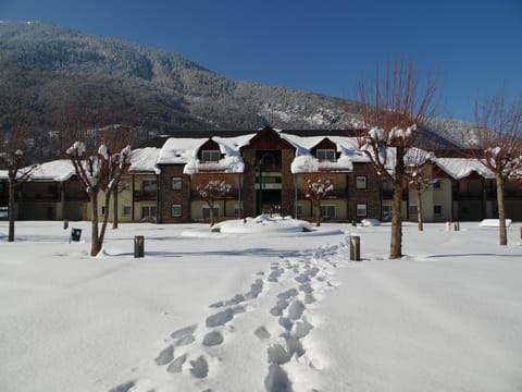 Property building, Winter, Mountain view
