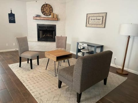 Vista Retreat - Country Club Estates House in Sierra Vista